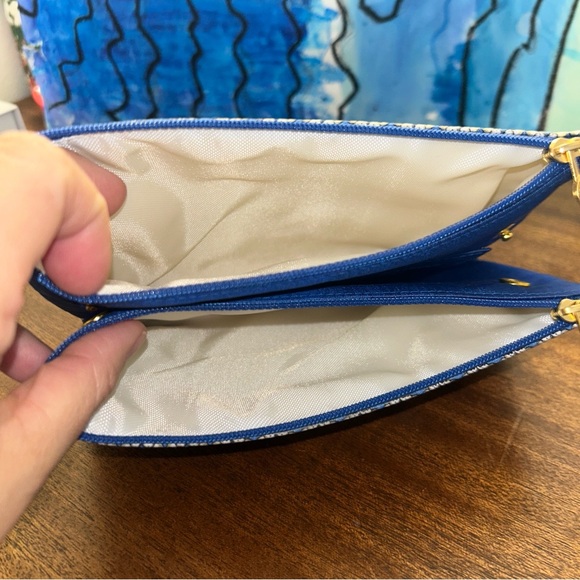 Women's Elegant Blue and Gold Cosmetic Bag - Picture 6 of 6